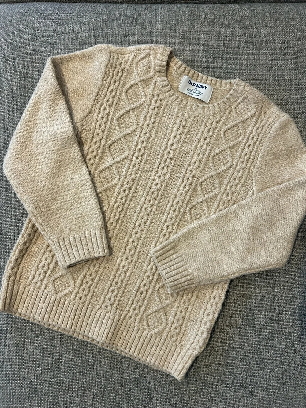 Sz 5 Old Navy kids boys Beige Cable Knit Crewneck Sweater
